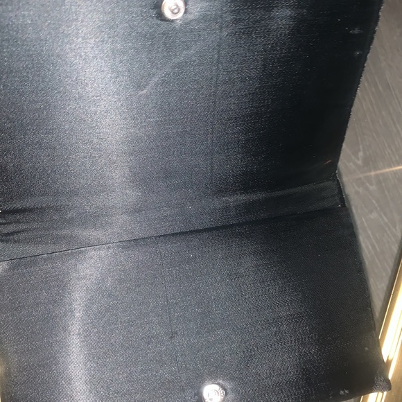 Vintage velvet Clutch w Embroidered Peacock. GORGEOUS & GLAMOROUS - Picture 5 of 10